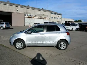 Toyota Vitz 2020 Silver