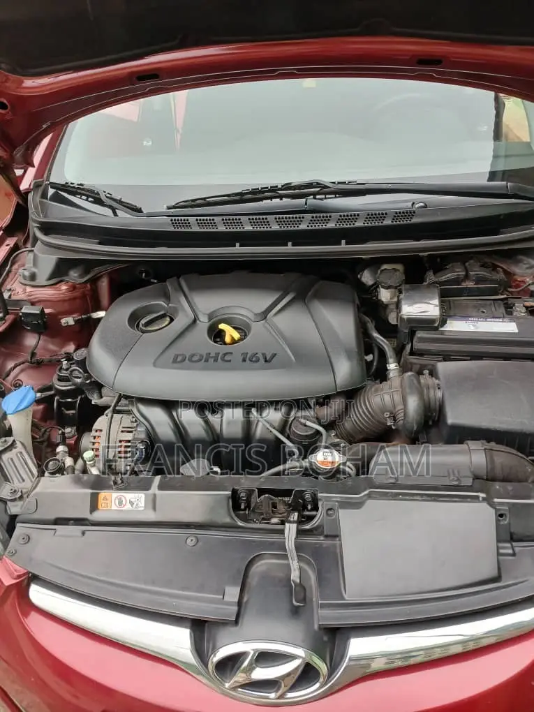 Hyundai Elantra Value Edition Sedan FWD (1.8L 4cyl 6A) 2016 Red