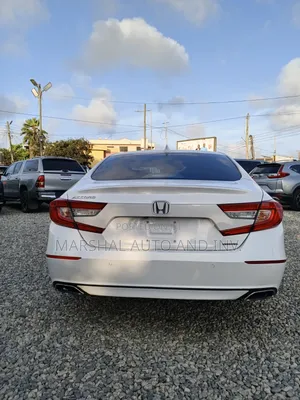 Honda Accord Touring 2018 White