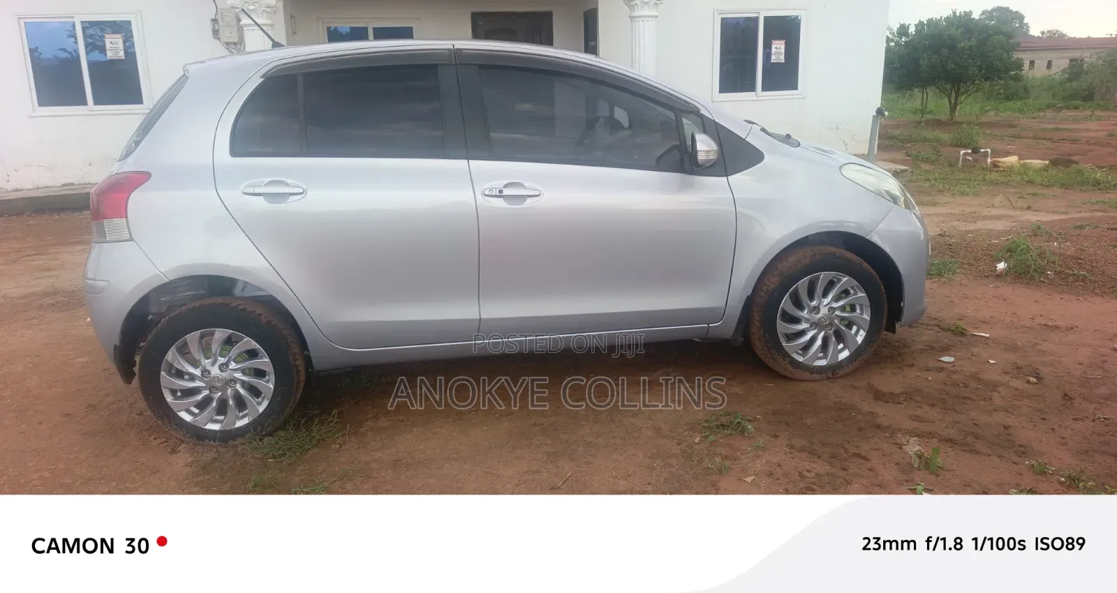 Toyota Vitz 1.3 FWD 3dr 2010 Gray