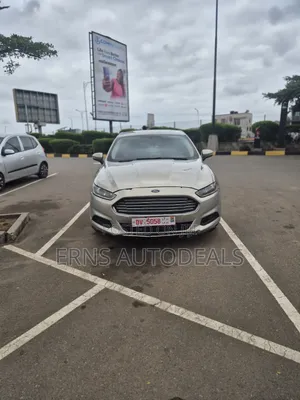 Ford Fusion SE 2013 Beige