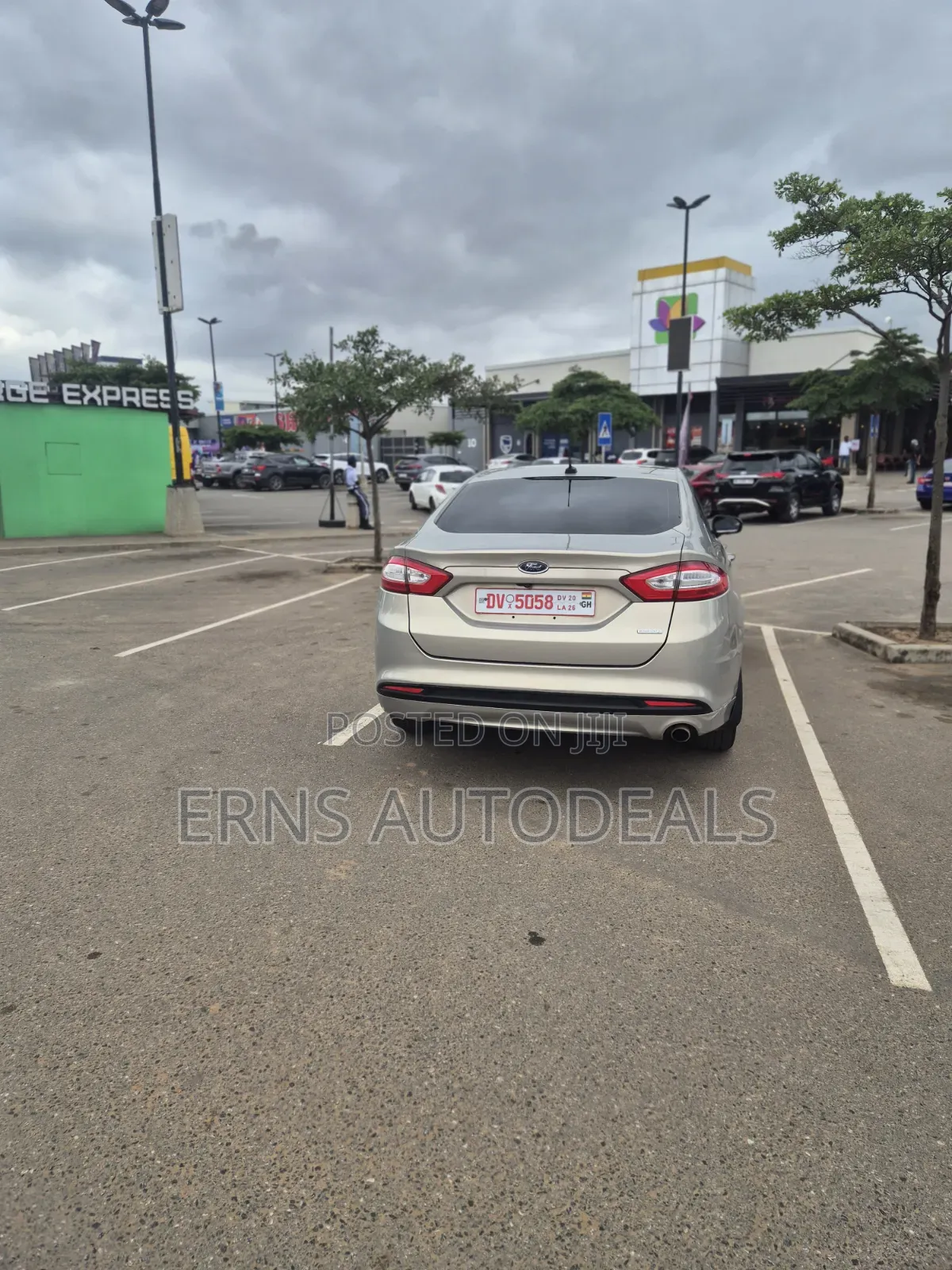 Ford Fusion SE 2013 Beige