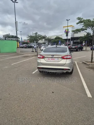 Ford Fusion SE 2013 Beige