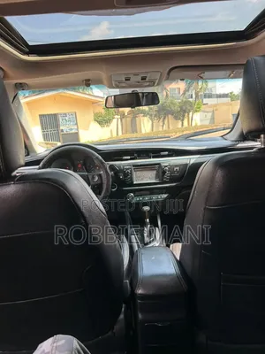 Toyota Corolla S 4dr Sedan (1.8L 4cyl CVT) 2016 Black