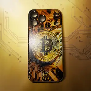 Phone Case: 2D Flat Phone Case: Luxurious Golden Bitcoin