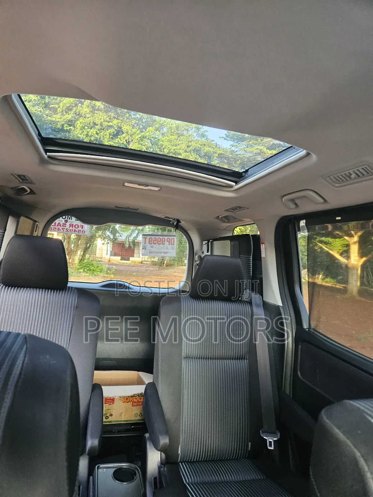 Toyota Voxy 2015 Black