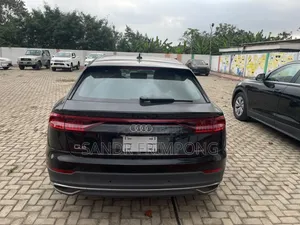 New Audi Q8 Premium 2023 Black