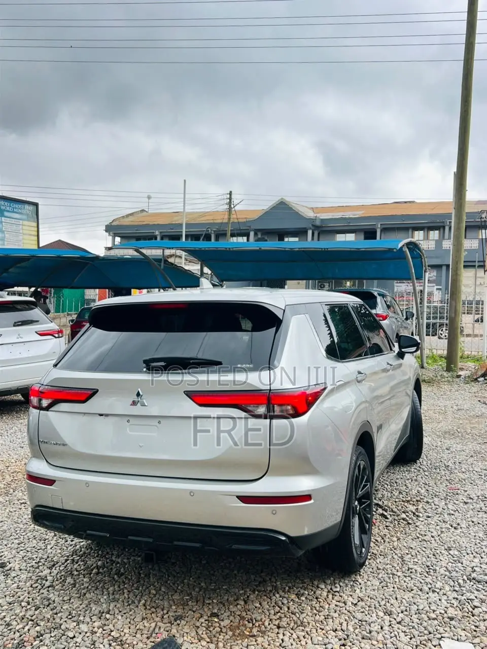 Mitsubishi Outlander SE 2022 Gray