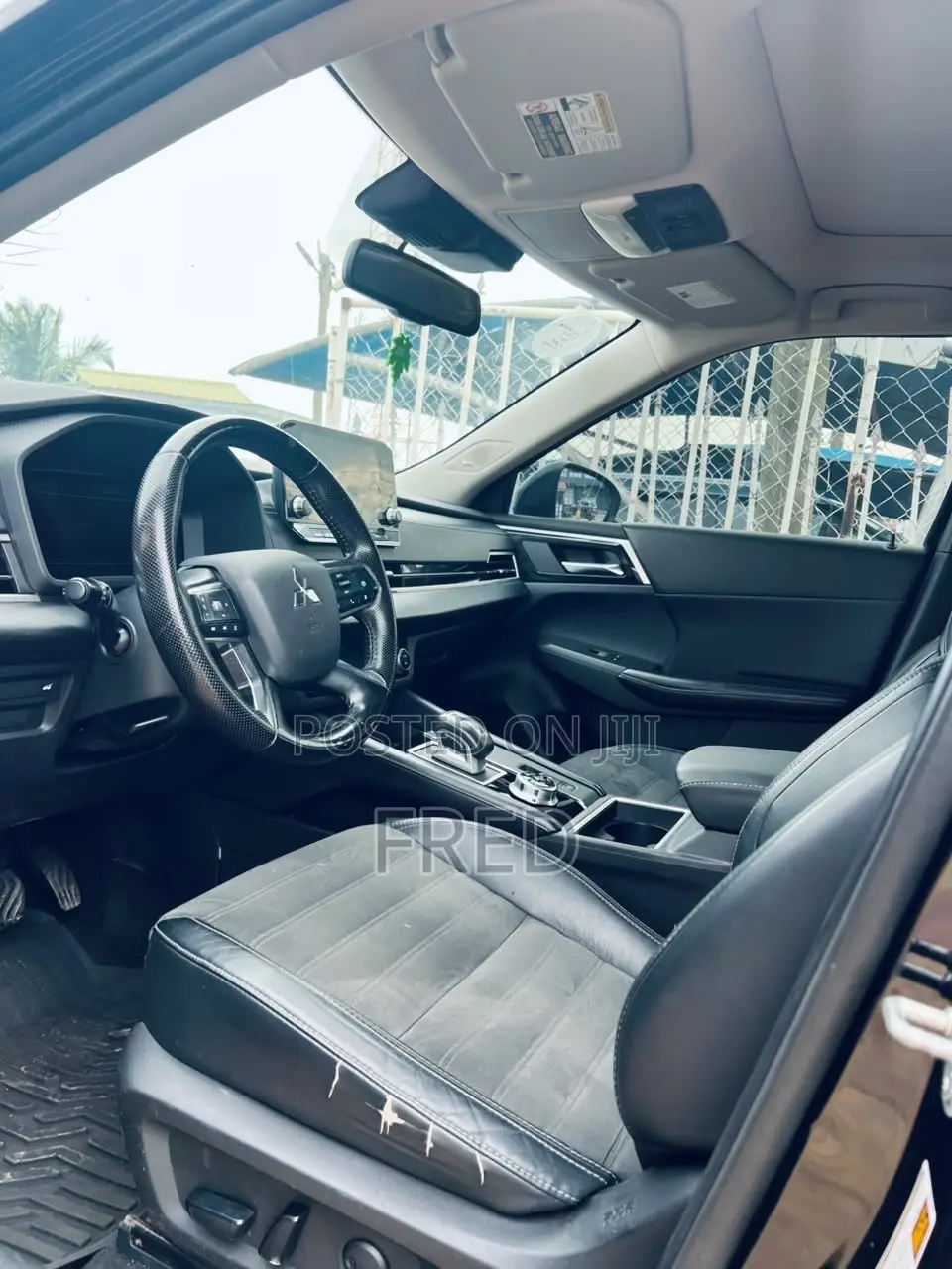 Mitsubishi Outlander SE 2022 Gray