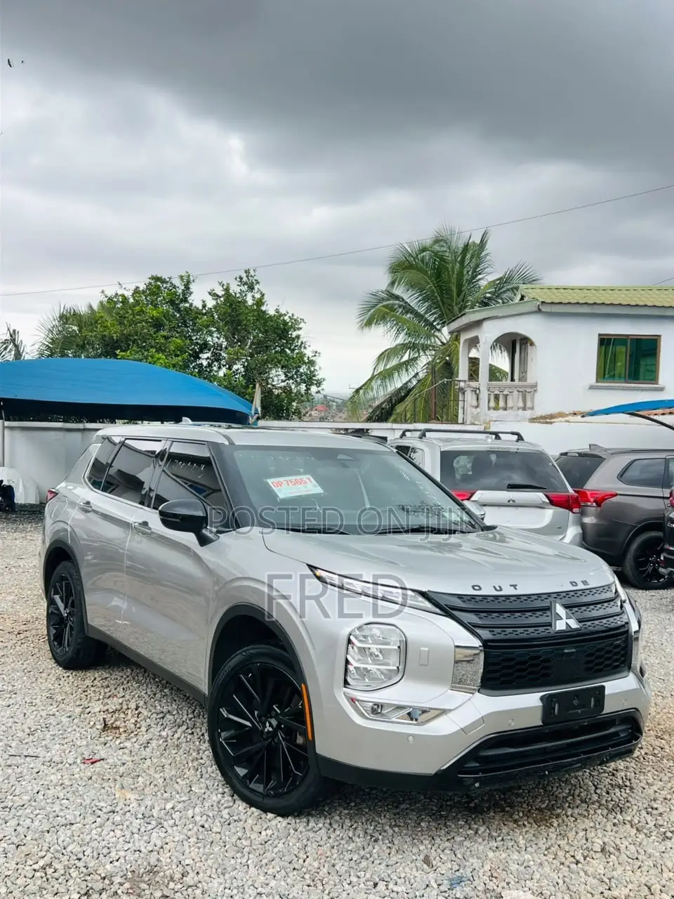 Mitsubishi Outlander SE 2022 Gray