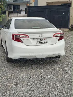 Toyota Camry 2014 White