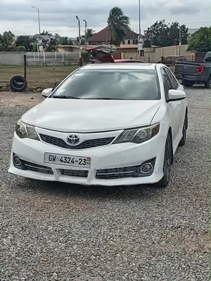 Toyota Camry 2014 White