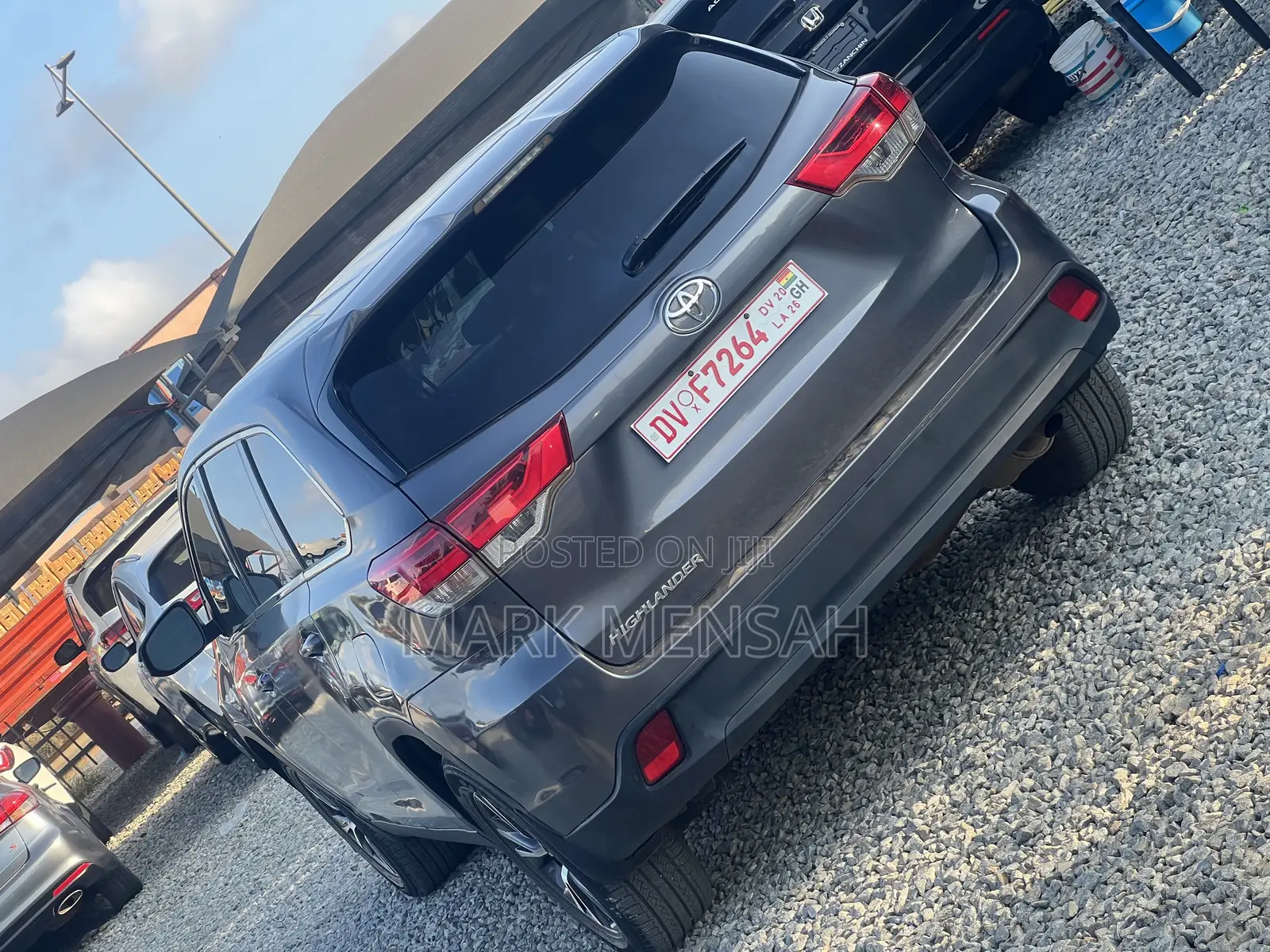 Toyota Highlander LE 2019 Gray