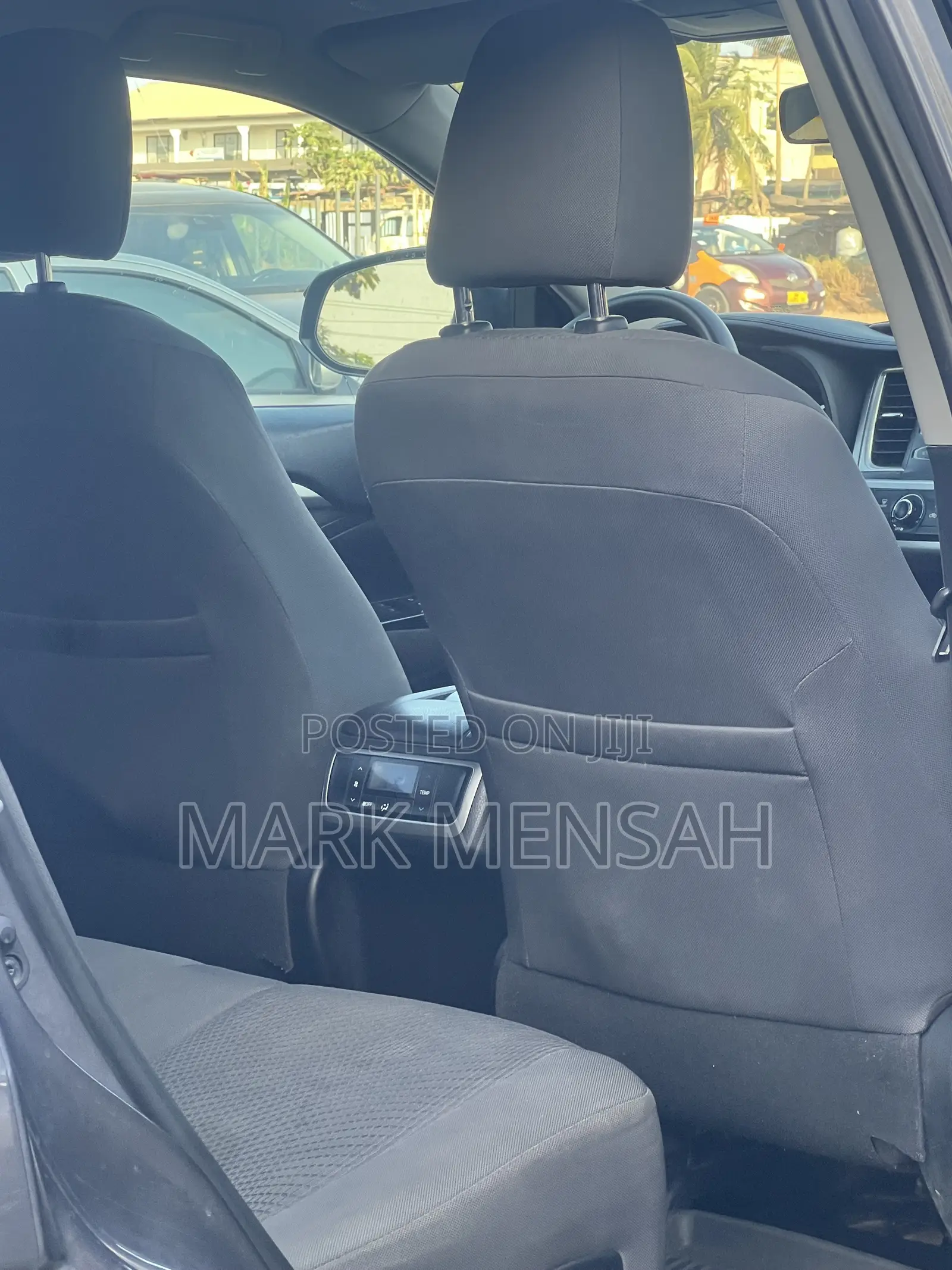 Toyota Highlander LE 2019 Gray