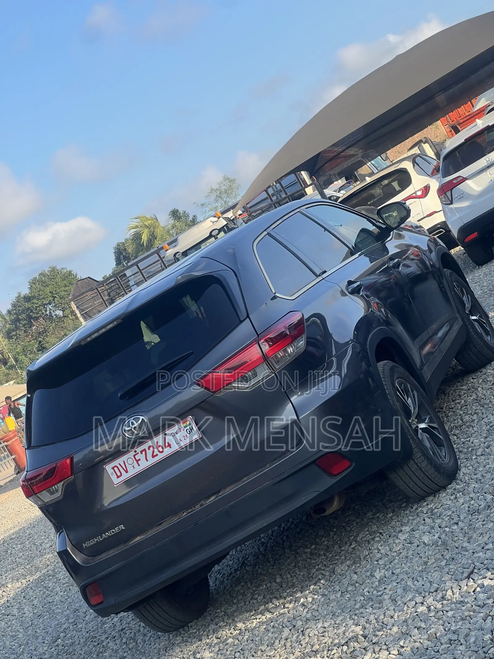 Toyota Highlander LE 2019 Gray
