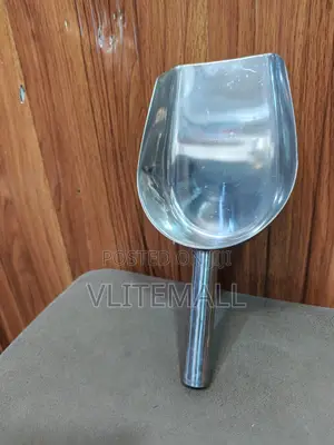 Bigger Cocktail Ice Scoop
