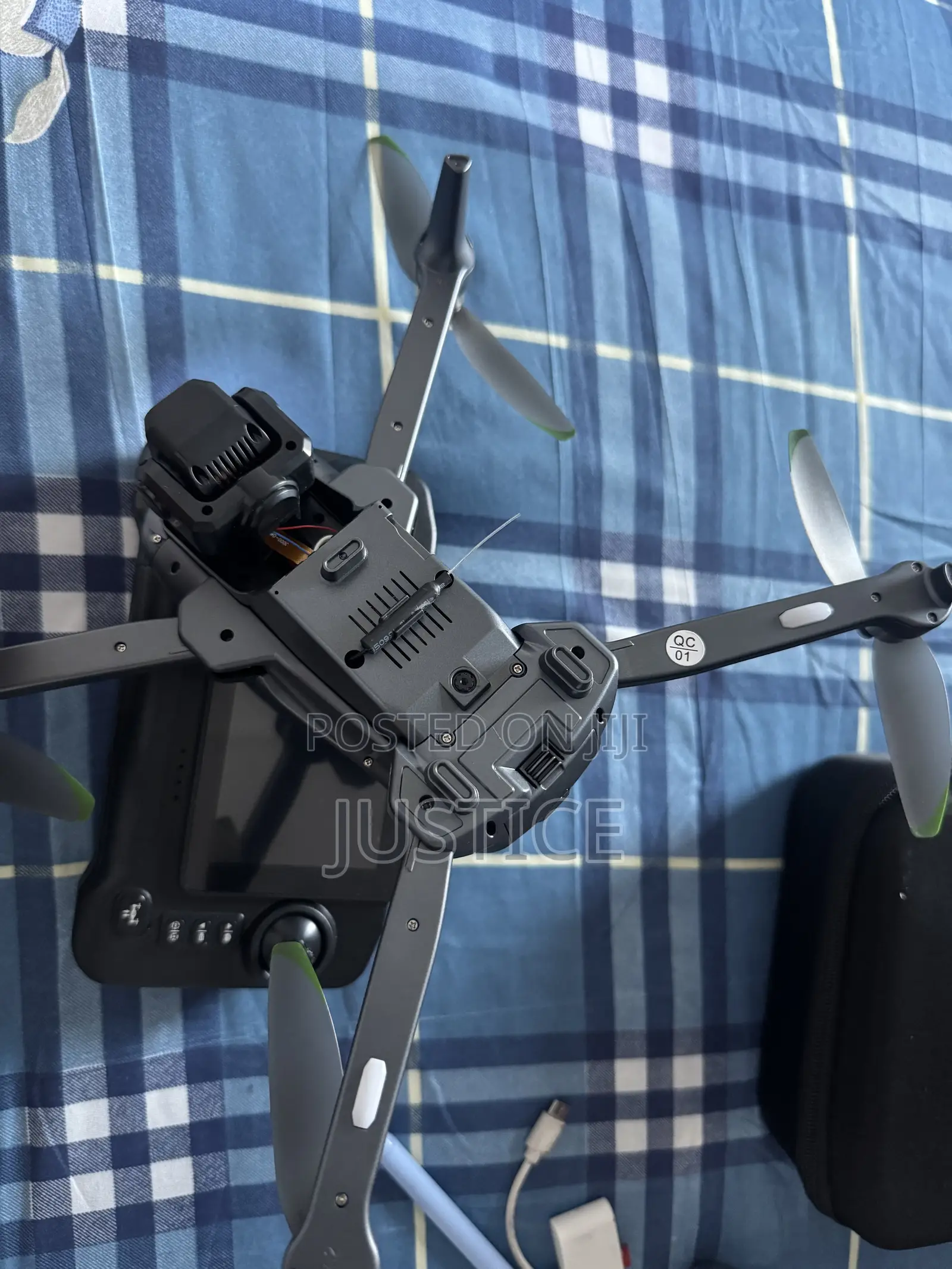 4DRCF13 Drone