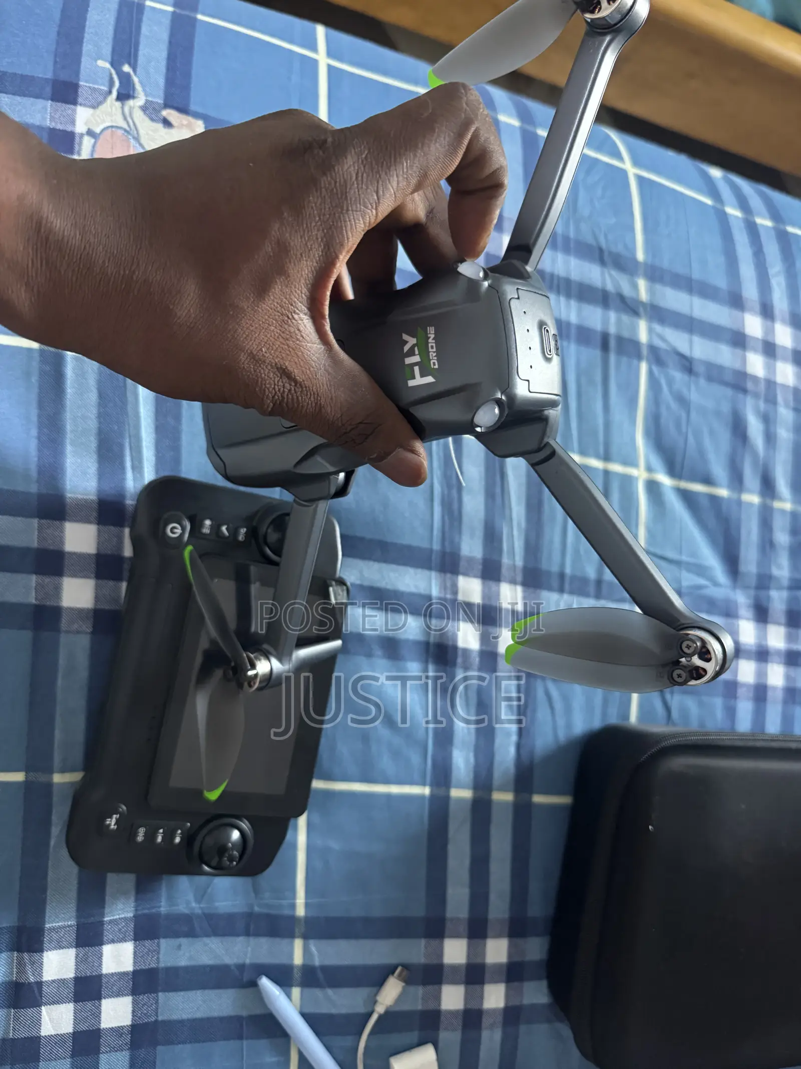 4DRCF13 Drone