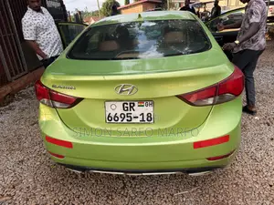 Hyundai Elantra SE 4dr Sedan (1.8L 4cyl 6M) 2015 Green