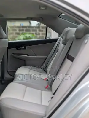 Toyota Camry 2014 Silver
