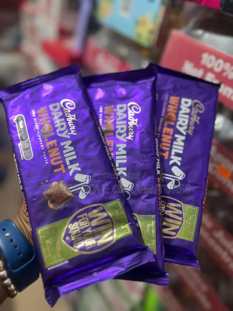 Cadbury Dairymilk Wholenut Fruit and Nut 180g