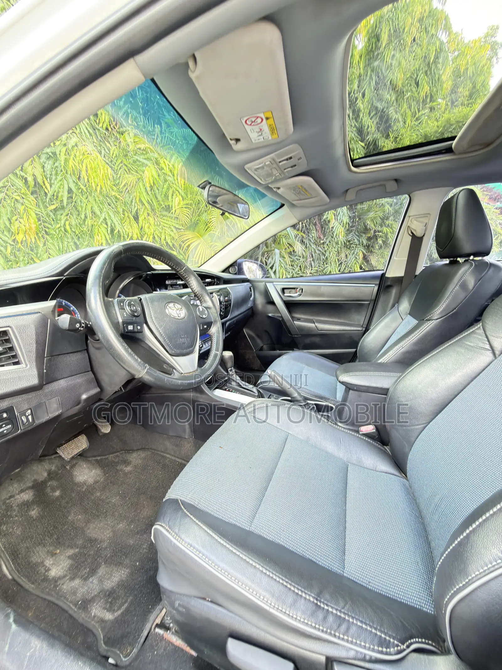 Toyota Corolla S 4dr Sedan (1.8L 4cyl CVT) 2014 White