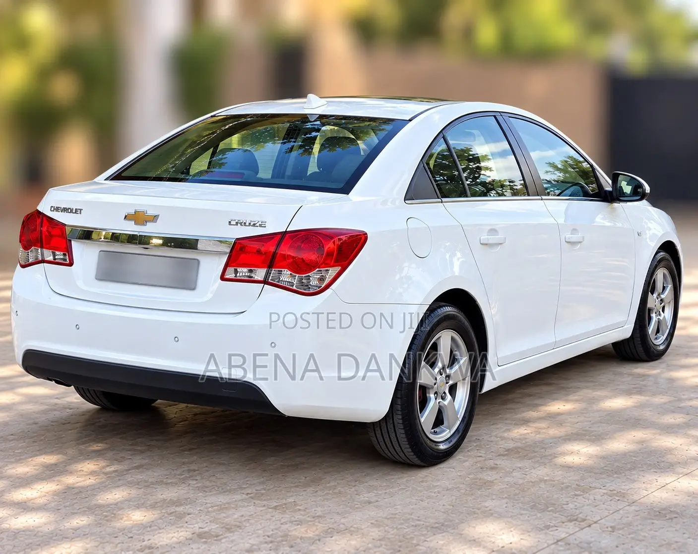 Chevrolet Cruze 2011 White