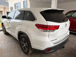 Toyota Highlander 2018 White