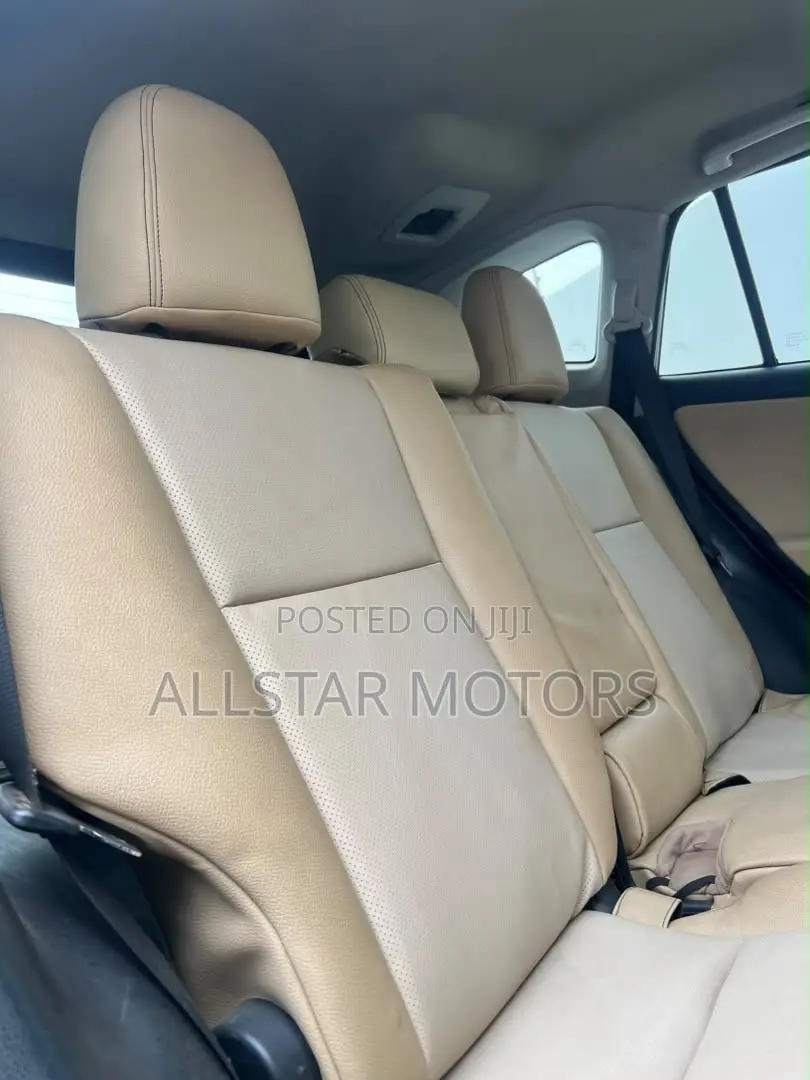 Toyota RAV4 Limited 4dr SUV (2.5L 4cyl 6A) 2015 Black
