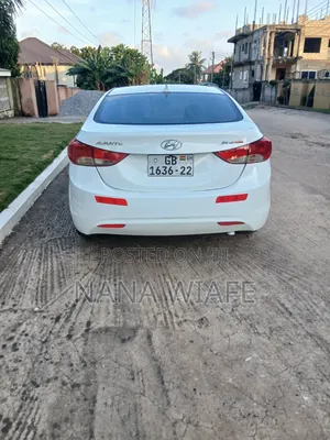 Hyundai Elantra 2013 White