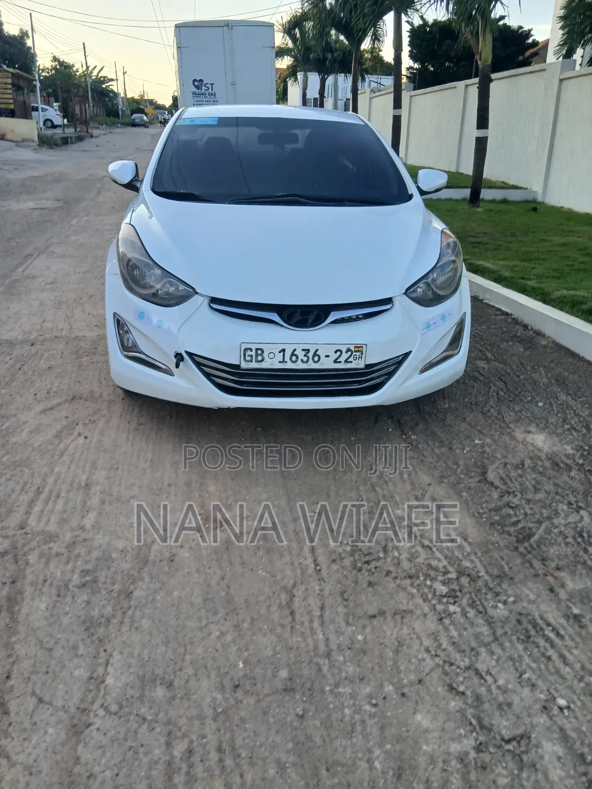Hyundai Elantra 2013 White