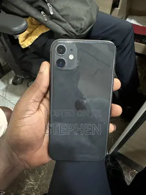 Apple iPhone 11 64 GB Black