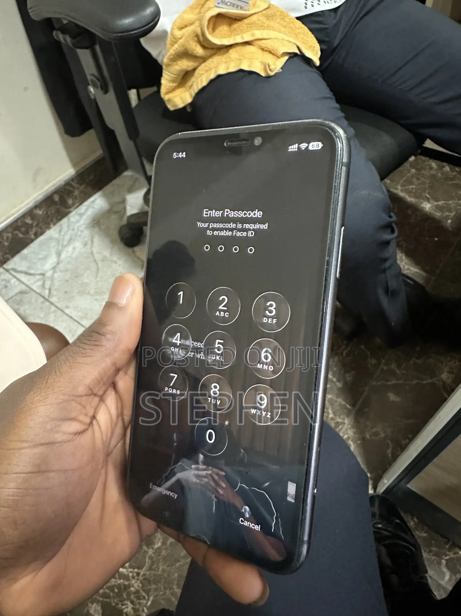 Apple iPhone 11 64 GB Black