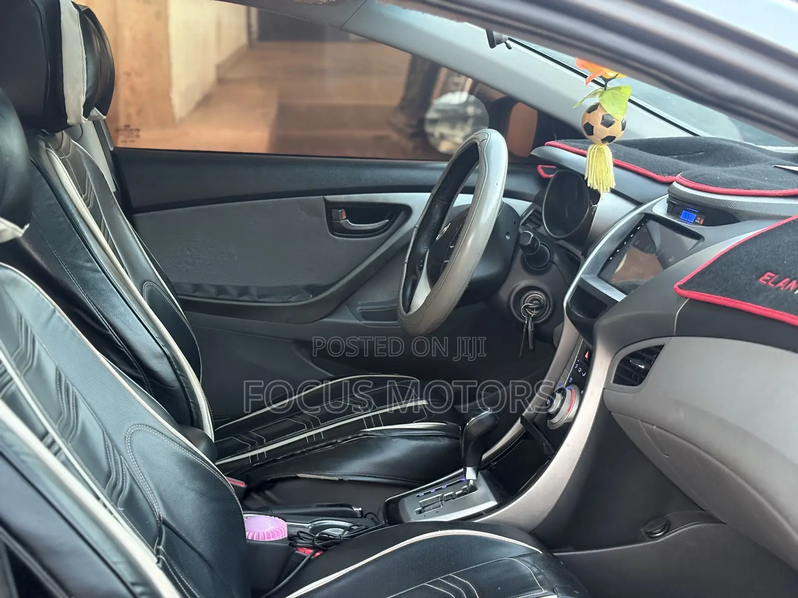 Hyundai Elantra Limited Sedan FWD (1.8L 4cyl 6A) 2013 Gray