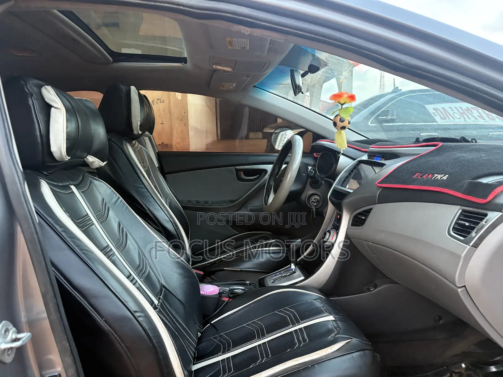 Hyundai Elantra Limited Sedan FWD (1.8L 4cyl 6A) 2013 Gray