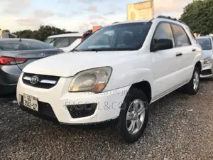 Kia Sportage 2.0L Automatic 4x4 2009 White