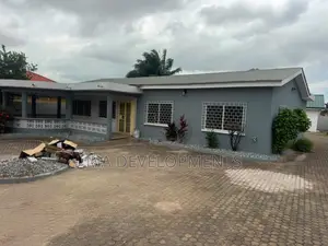 5bdrm House in Madev Realty, CFC Estates for rent