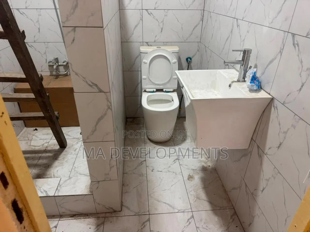 5bdrm House in Madev Realty, CFC Estates for rent