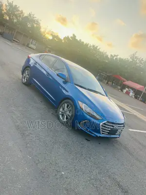 Hyundai Elantra 2027 Blue
