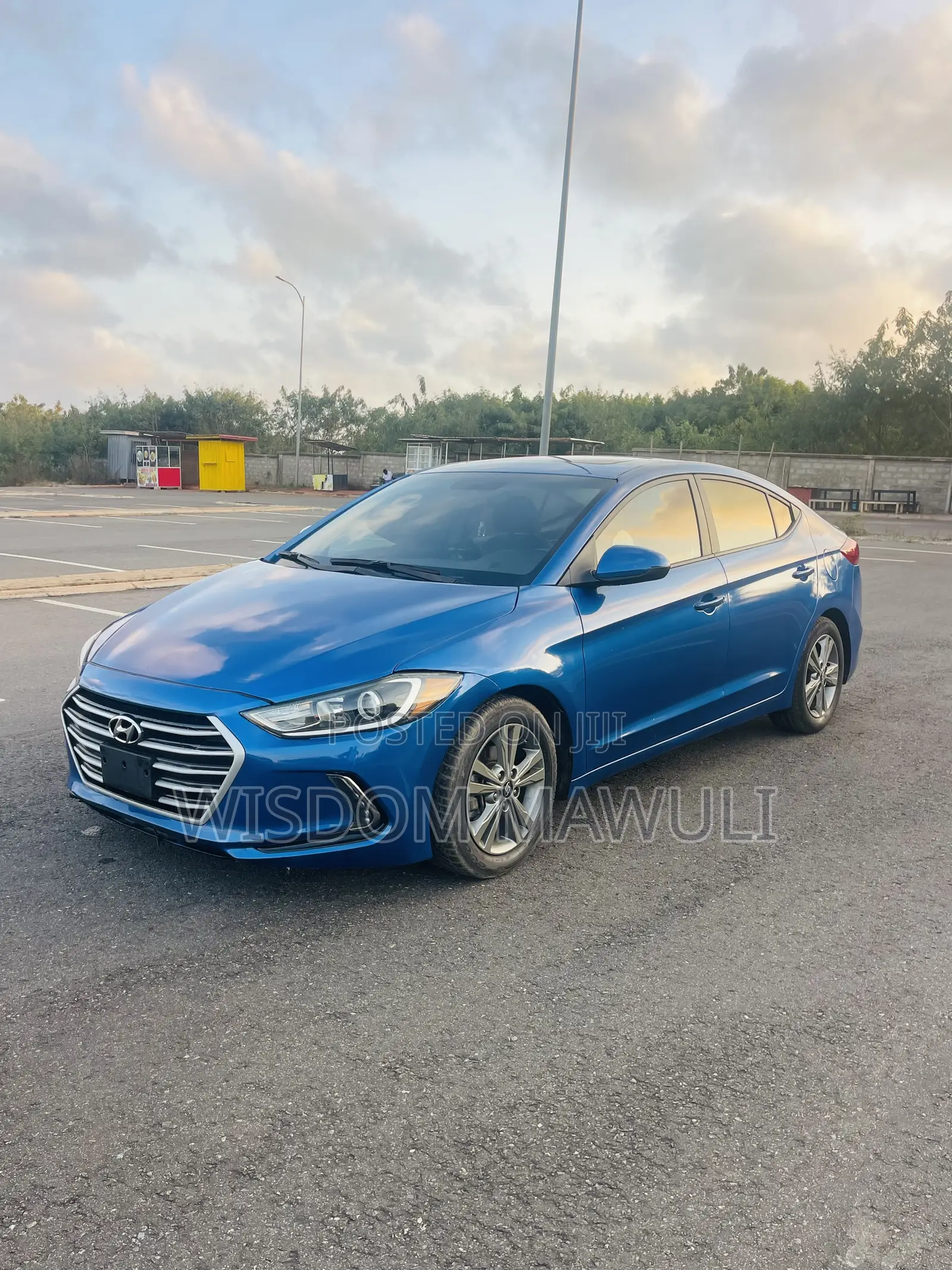 Hyundai Elantra 2027 Blue