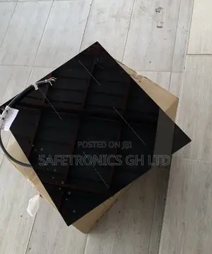 Extremely Powerful Kenwood 60cm 4 Electric Hob