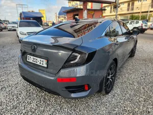 Honda Civic LX 4dr Sedan (2.0L 4cyl) 2017 Gray