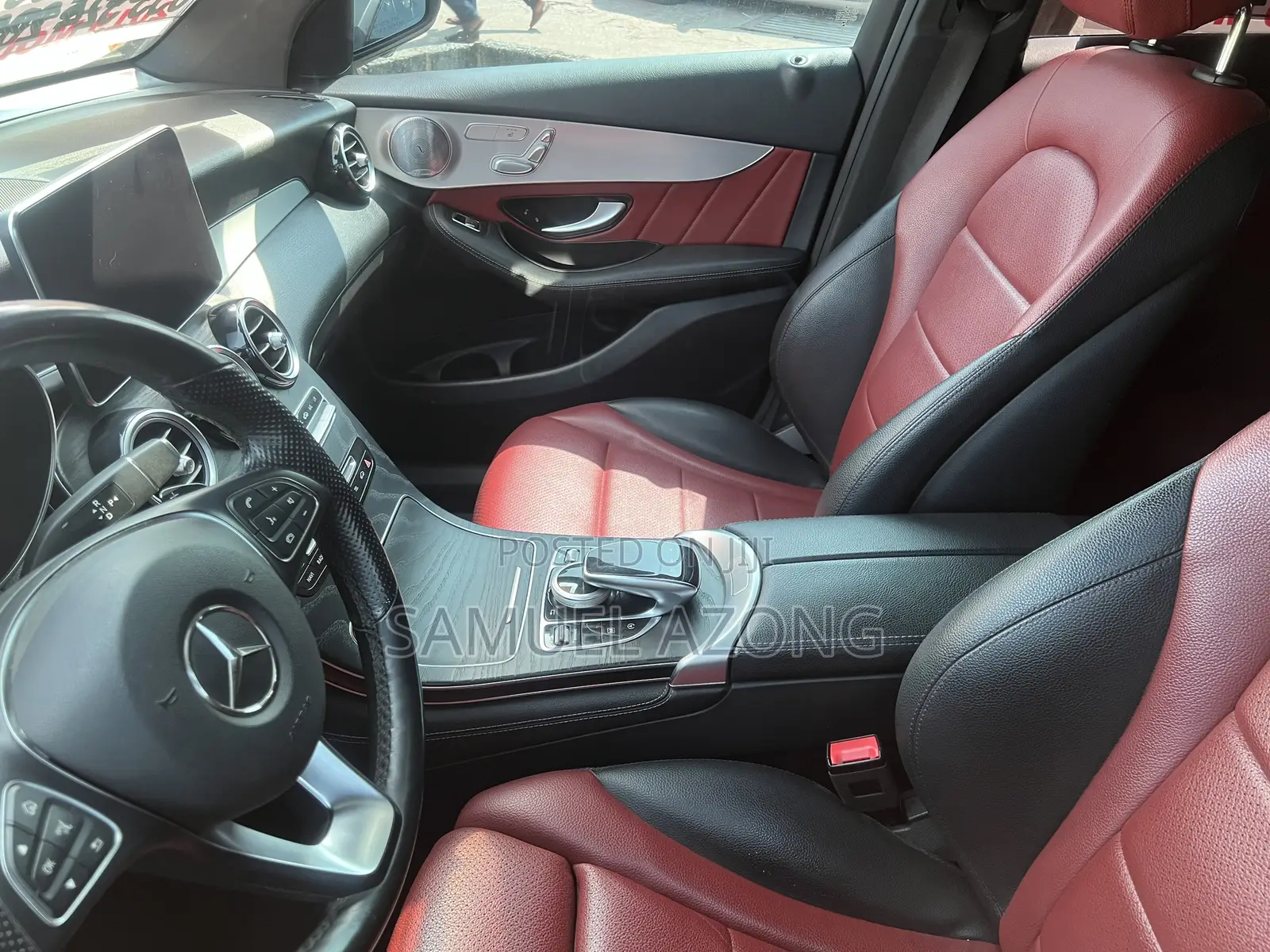 Mercedes-Benz GLE-Class GLE 300d 4MATIC 2019 White