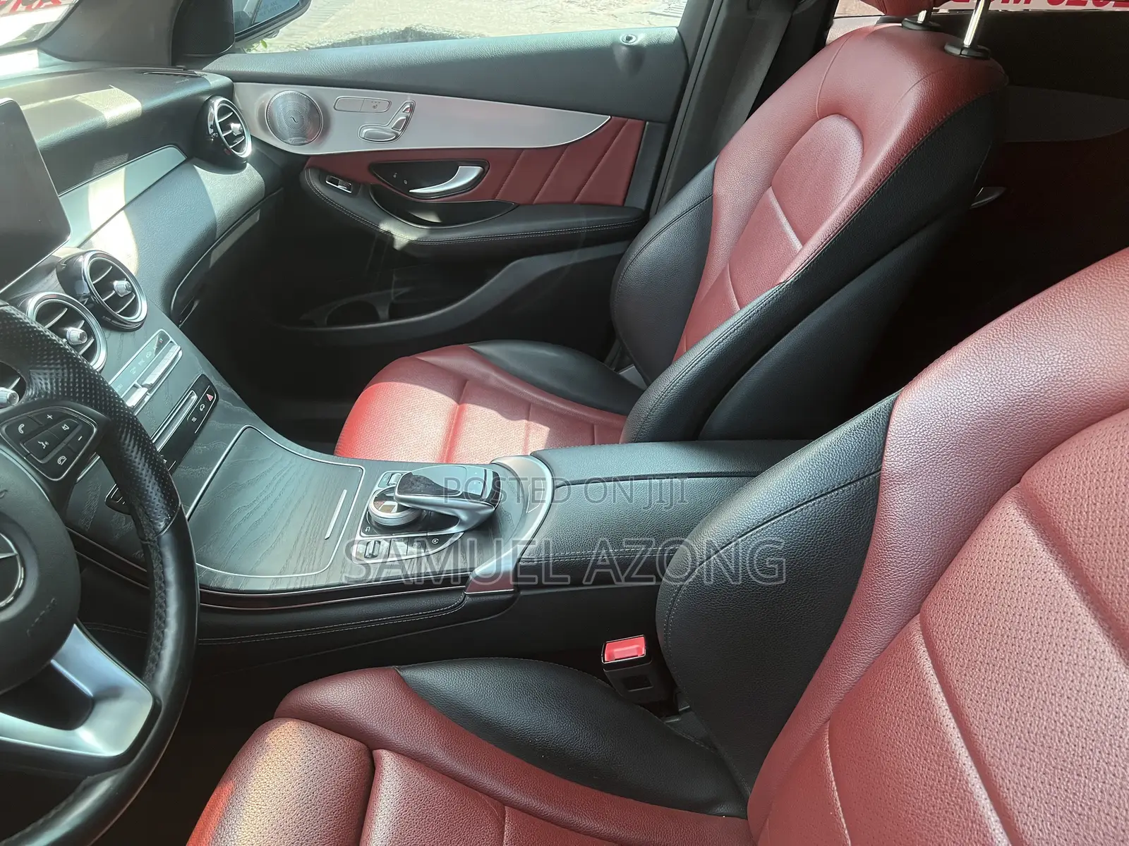 Mercedes-Benz GLE-Class GLE 300d 4MATIC 2019 White