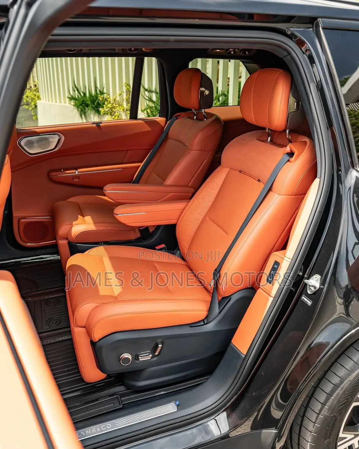 New Lynk & Co 900 2026 Black