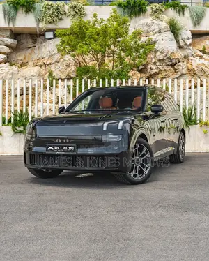 New Lynk & Co 900 2026 Black
