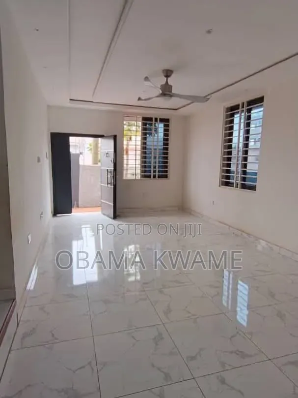 3bdrm House in Laryea Homes, Barrier for rent