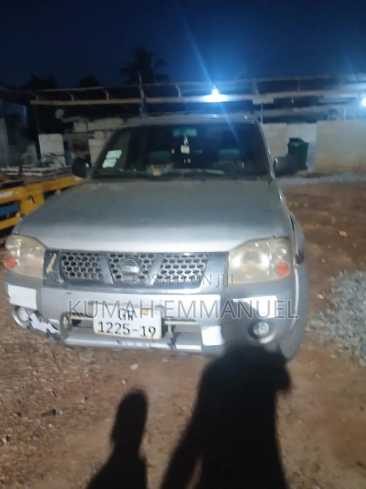 Nissan Hardbody 2016 Silver