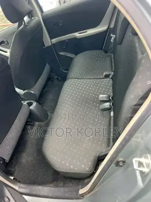 Toyota Yaris 2010 Gray