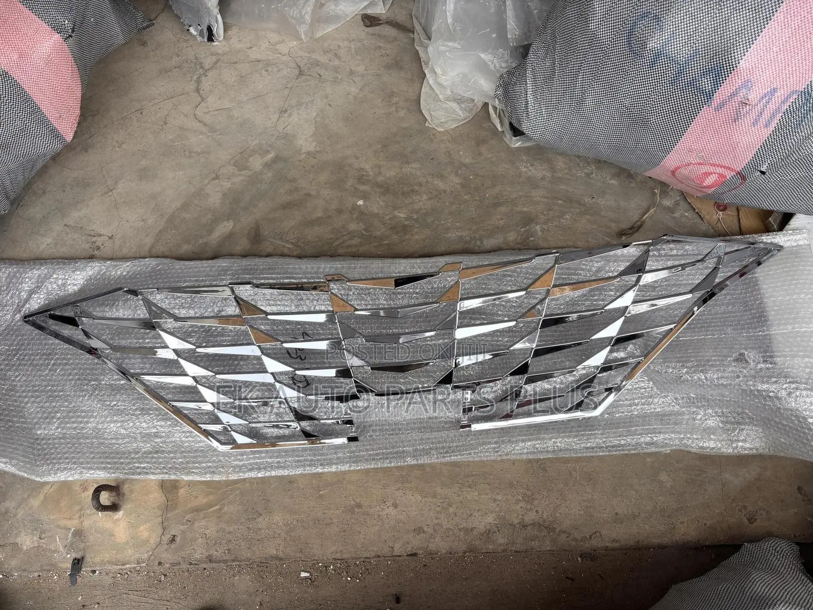 Hyundai Elantra Decorative Front Grille 2021 2022 2023